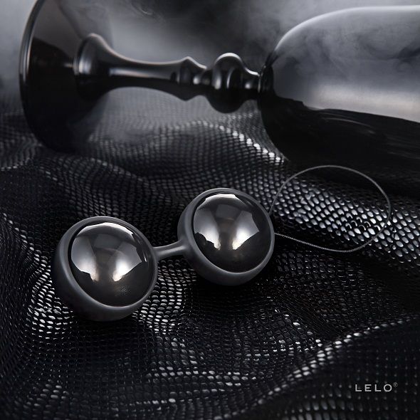 LUNA Beads Noir Kegel Balls | 29 mm | LELO